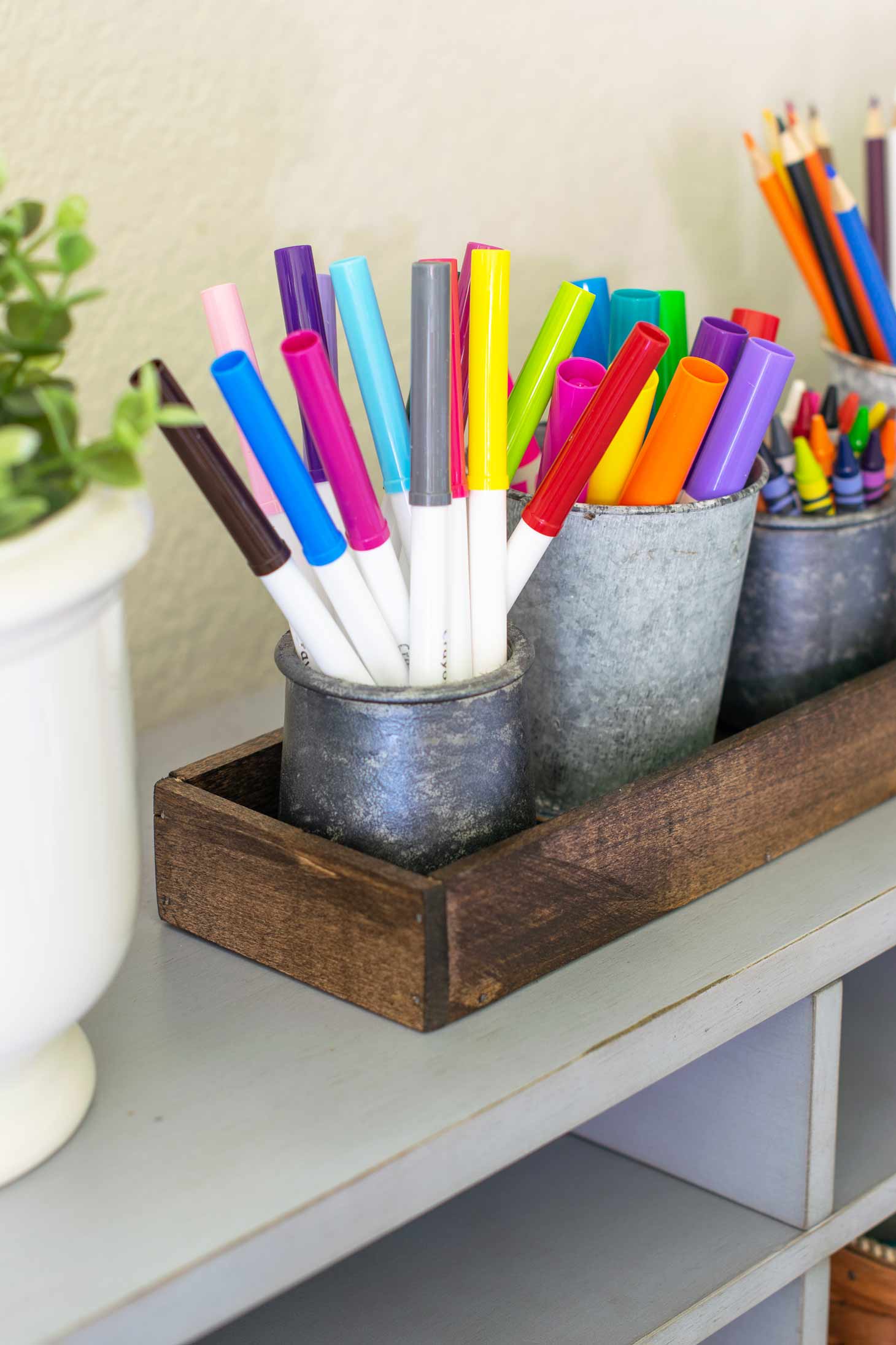 Easy Custom Marker / Colored Pencil Holders DIY